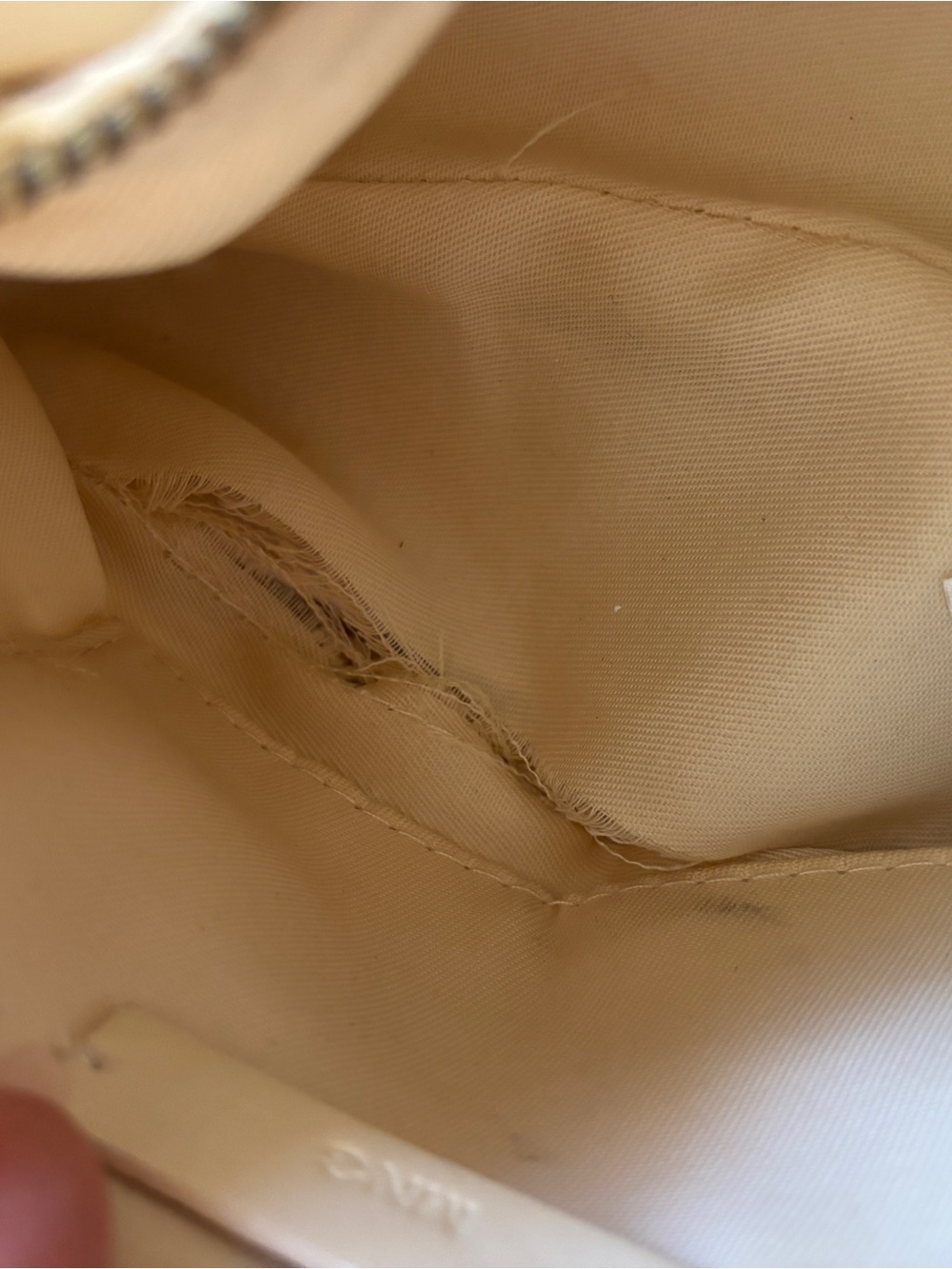 Mango Cream Woven Shoulder Bag with Gold Chain - Picture 3 of 3